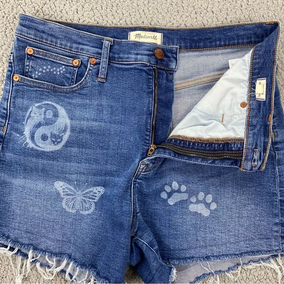 Madewell High Waist Denim Shorts with Graphic Designs - Picture 12 of 16